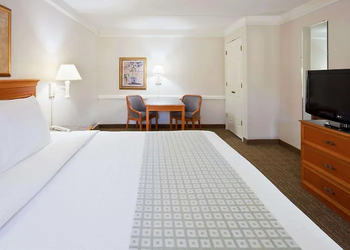 Hotel La Quinta By Wyndham North 3*