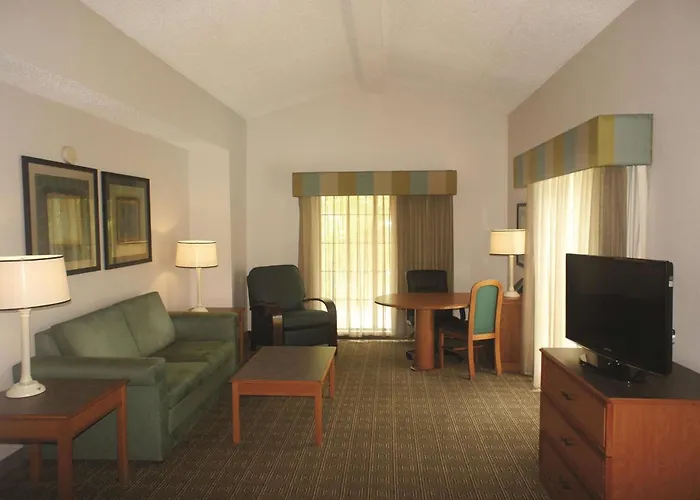 La Quinta By Wyndham North Hotel 3*