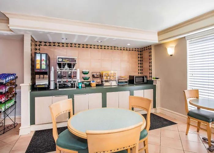La Quinta By Wyndham North Tallahassee