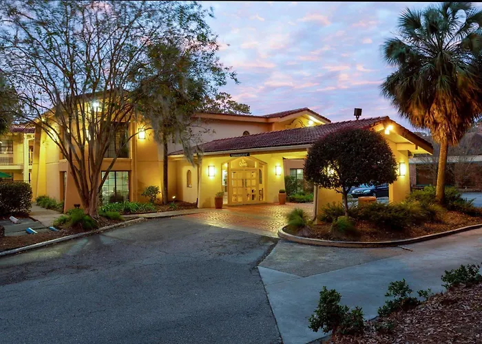 Hotel La Quinta By Wyndham North 3*