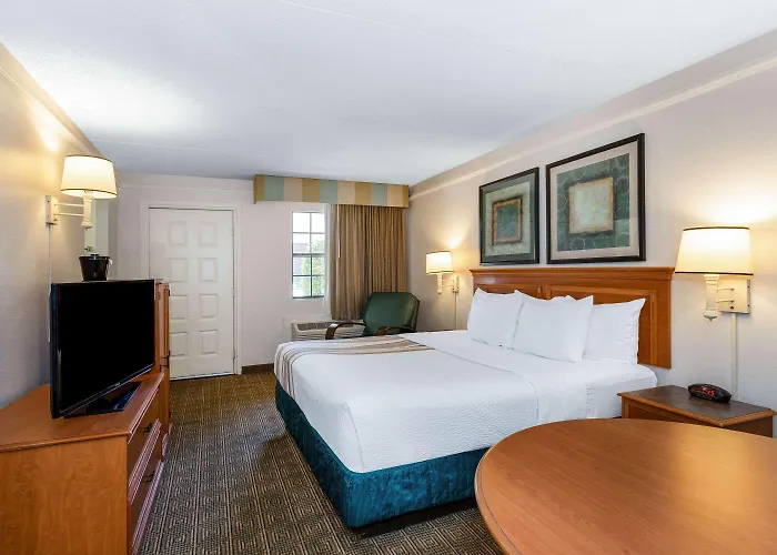 La Quinta By Wyndham North Hotel 3*