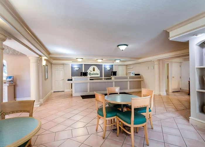 La Quinta By Wyndham North 3*