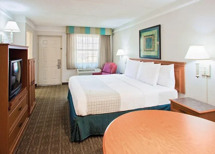 Hotel La Quinta By Wyndham North